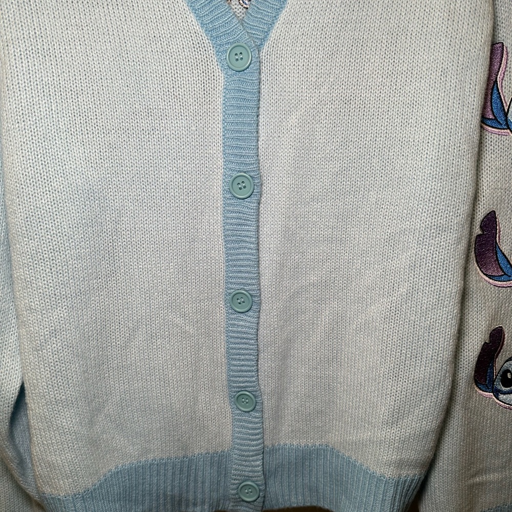 NWOT Her Universe Disney Stitch Stay Weird Ladies Embroidered Cardigan - Picture 2 of 12